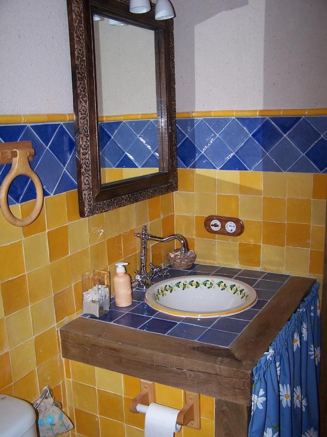 La Fuente Del Monte Villa Caballar Екстериор снимка